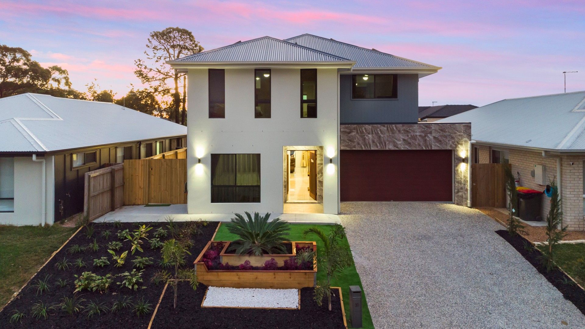 5 bedrooms House in 20 Aiken Street BELLBIRD PARK QLD, 4300