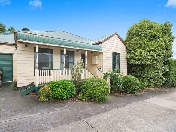 2/30 Branch Road, Bayswater North VIC 3153