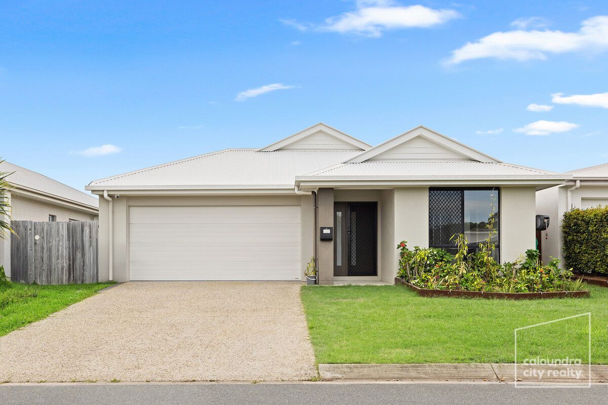 3 bedrooms House in 64 Auburn Street CALOUNDRA WEST QLD, 4551