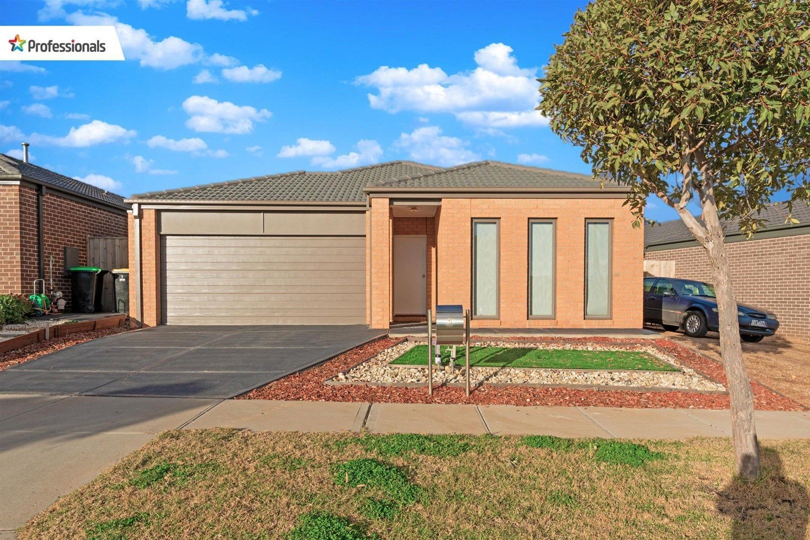 5 Termon Close, Melton South VIC 3338, Image 0