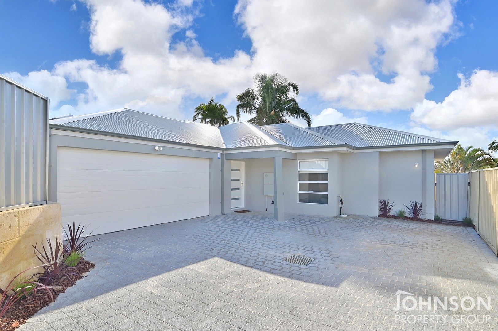 3 bedrooms House in 11b Brown Way KARRINYUP WA, 6018