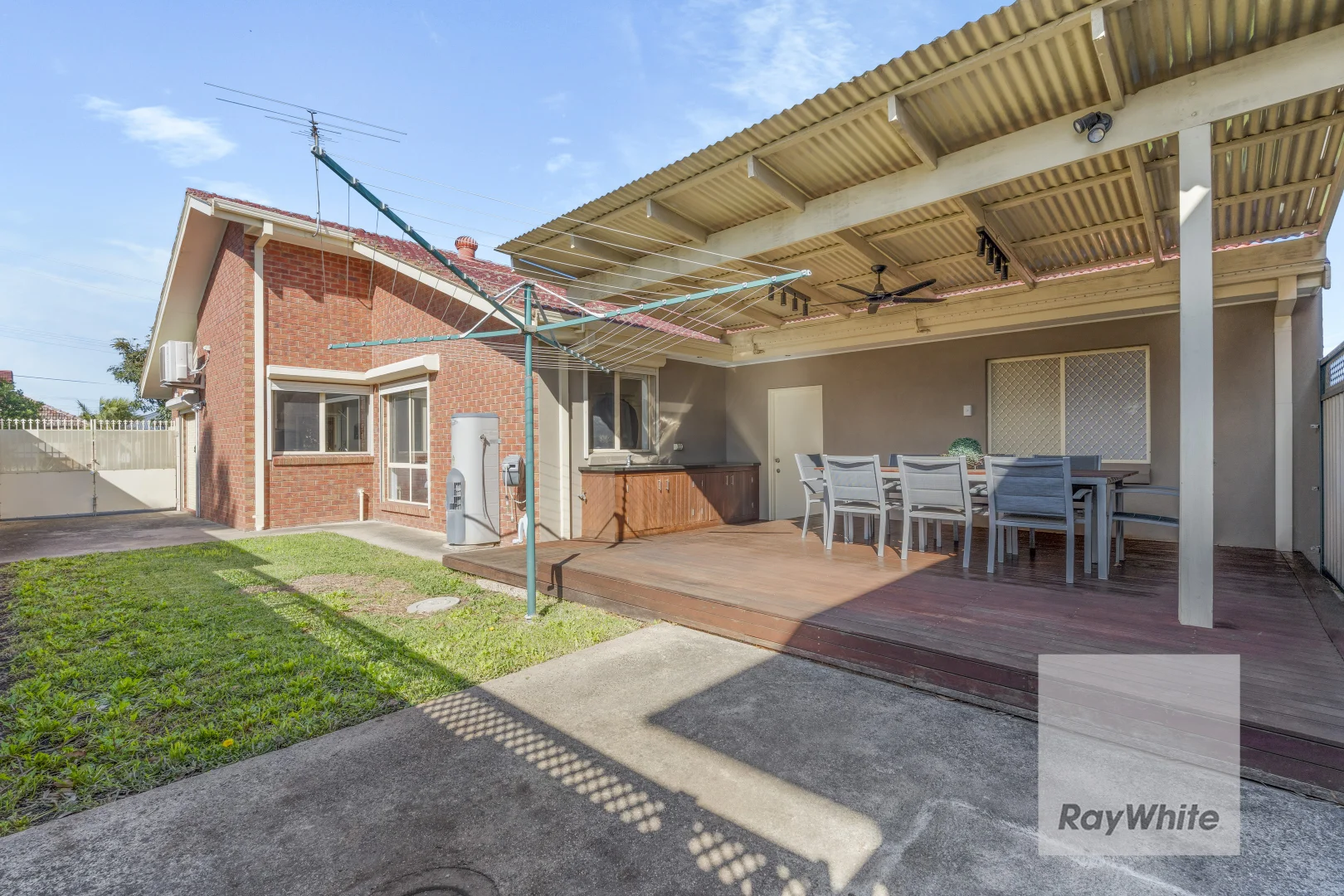 Additional image 9 of 2 Leichardt Crescent, Reservoir VIC 3073