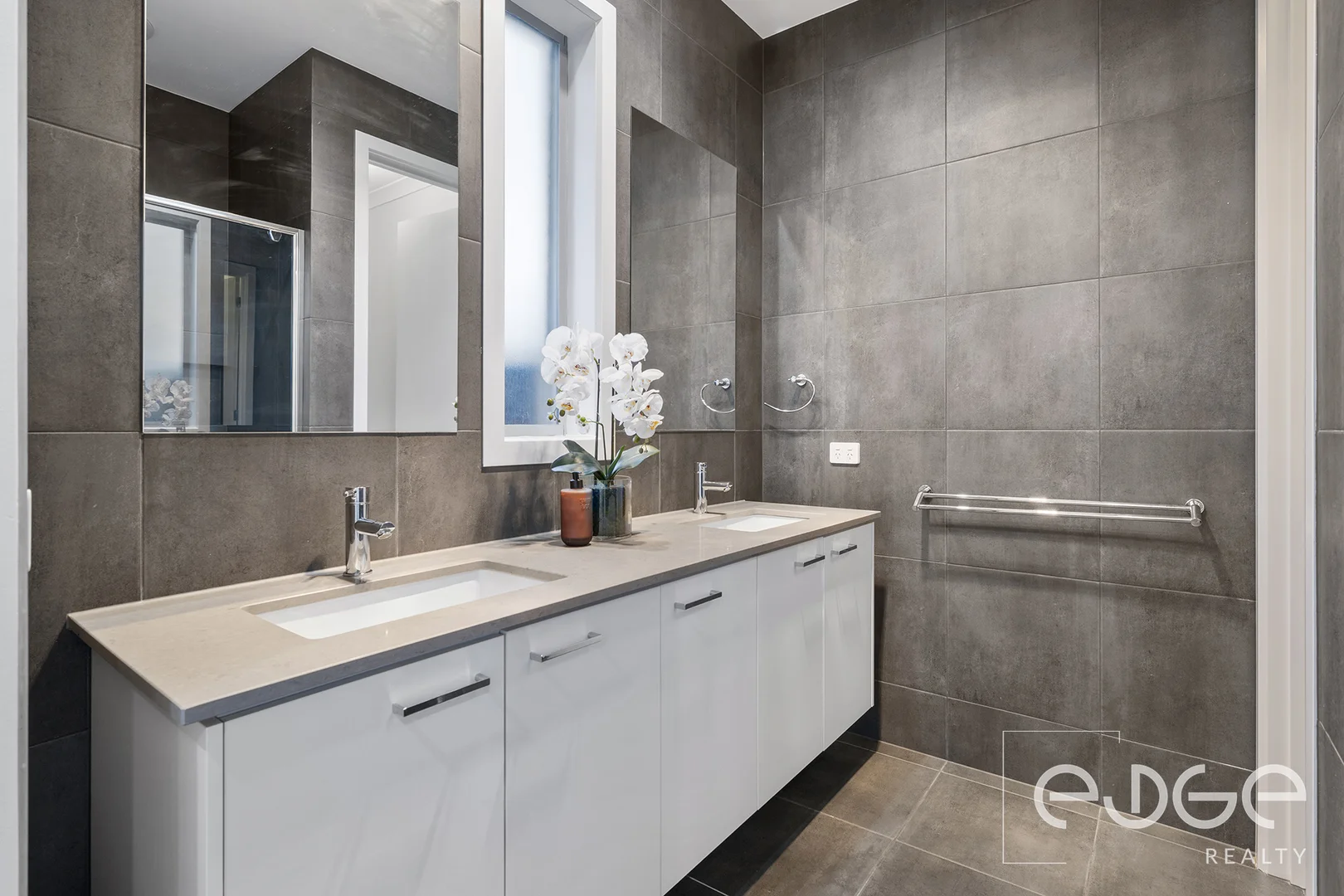 Image 18