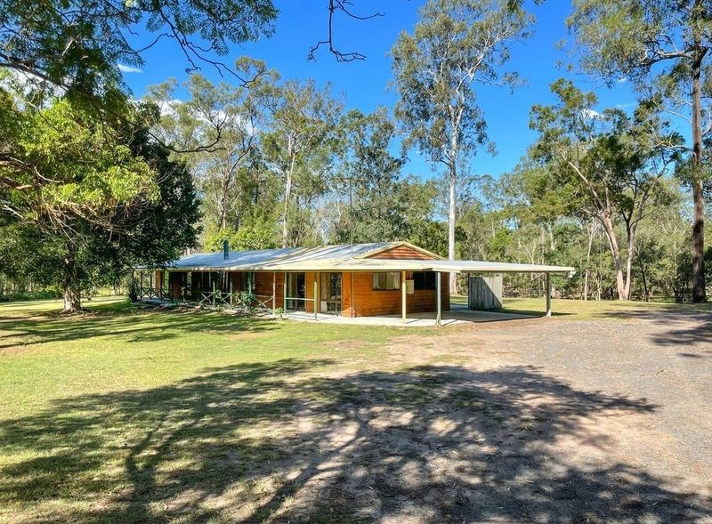 4 bedrooms Acreage / Semi-Rural in 186 Begley Road GREENBANK QLD, 4124