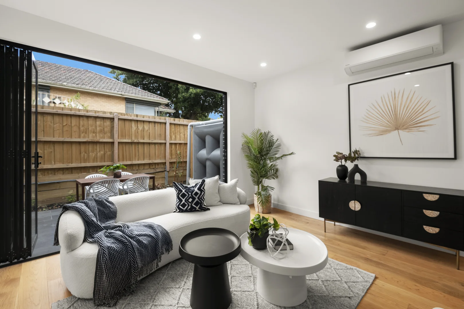 2/337 Doncaster Road, Balwyn North VIC 3104