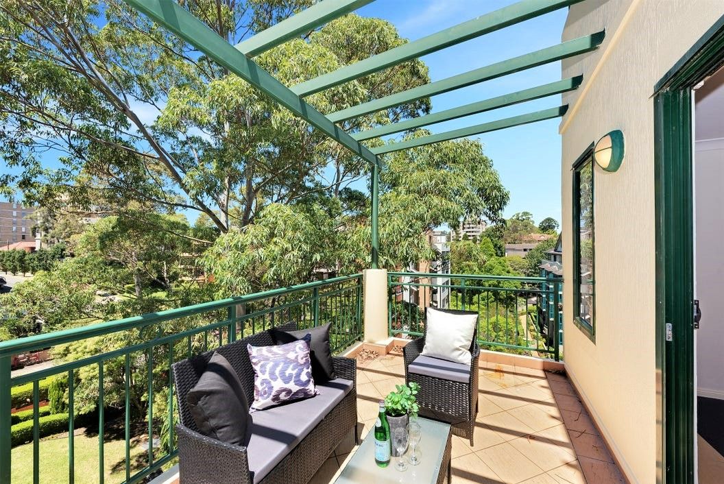 2 bedrooms Apartment / Unit / Flat in 30/7 Freeman Road CHATSWOOD NSW, 2067