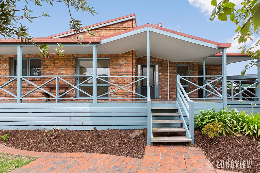 19 Banks Avenue, Hampton VIC 3188 House For Rent 850 Domain