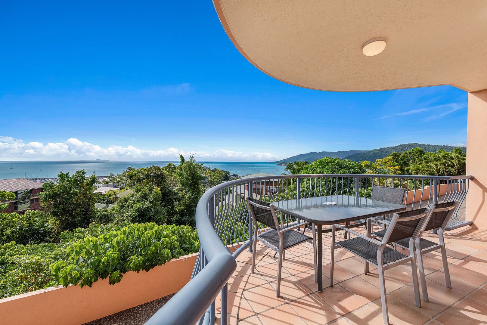 1/2 Nara Avenue, Airlie Beach QLD 4802, Image 2