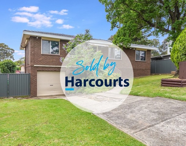 28 Tallowwood Crescent, Bradbury NSW 2560