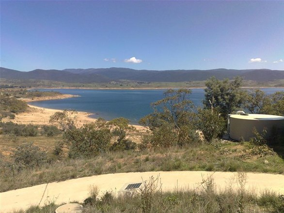 13 Lakeview Terrace, East Jindabyne NSW 2627