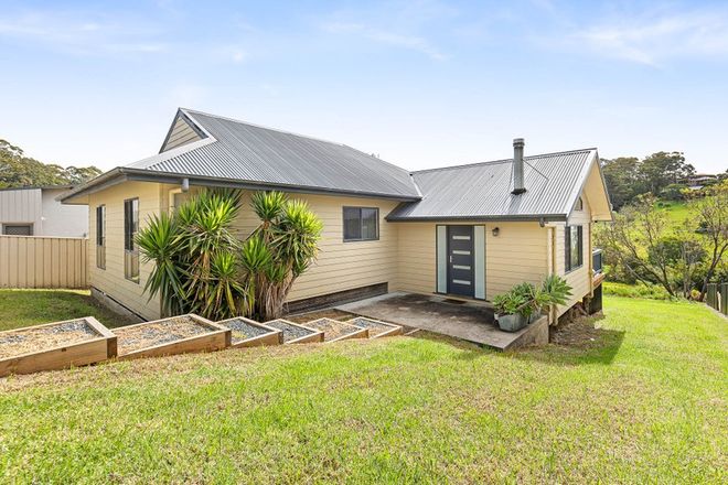 Picture of 8 Creighton Parade, NORTH NAROOMA NSW 2546