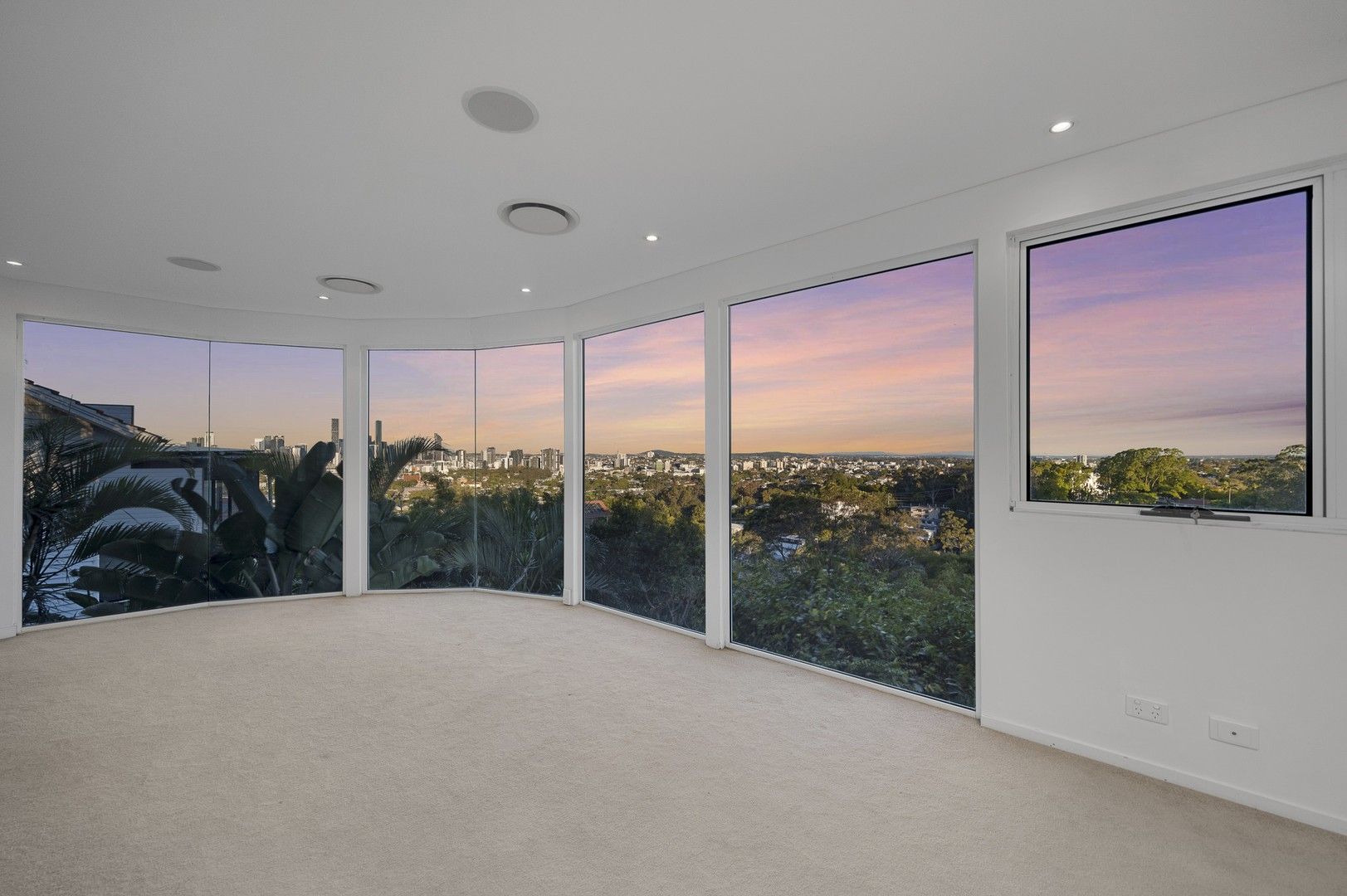 5 bedrooms House in 29 Garfield Drive PADDINGTON QLD, 4064