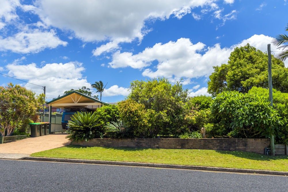 2 Burns Crescent, Corindi Beach NSW 2456, Image 2