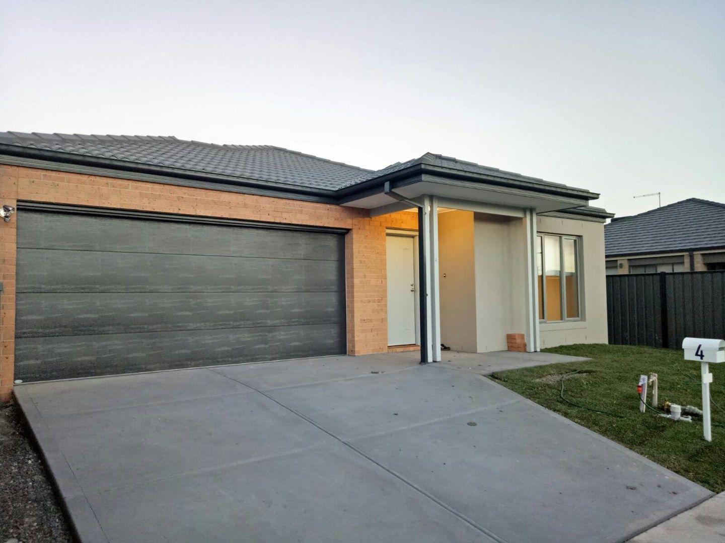 4 bedrooms House in 4 Serengeti Circuit TARNEIT VIC, 3029