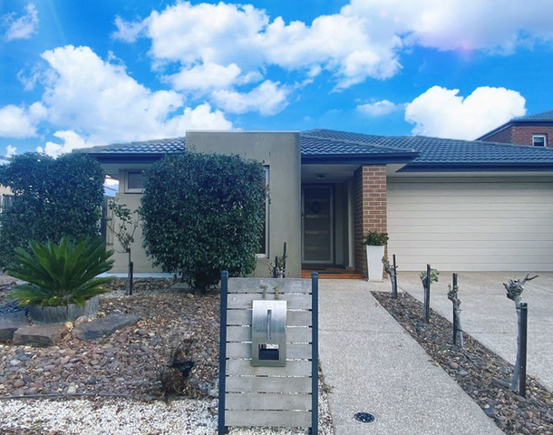 71 Fongeo Drive, Point Cook VIC 3030