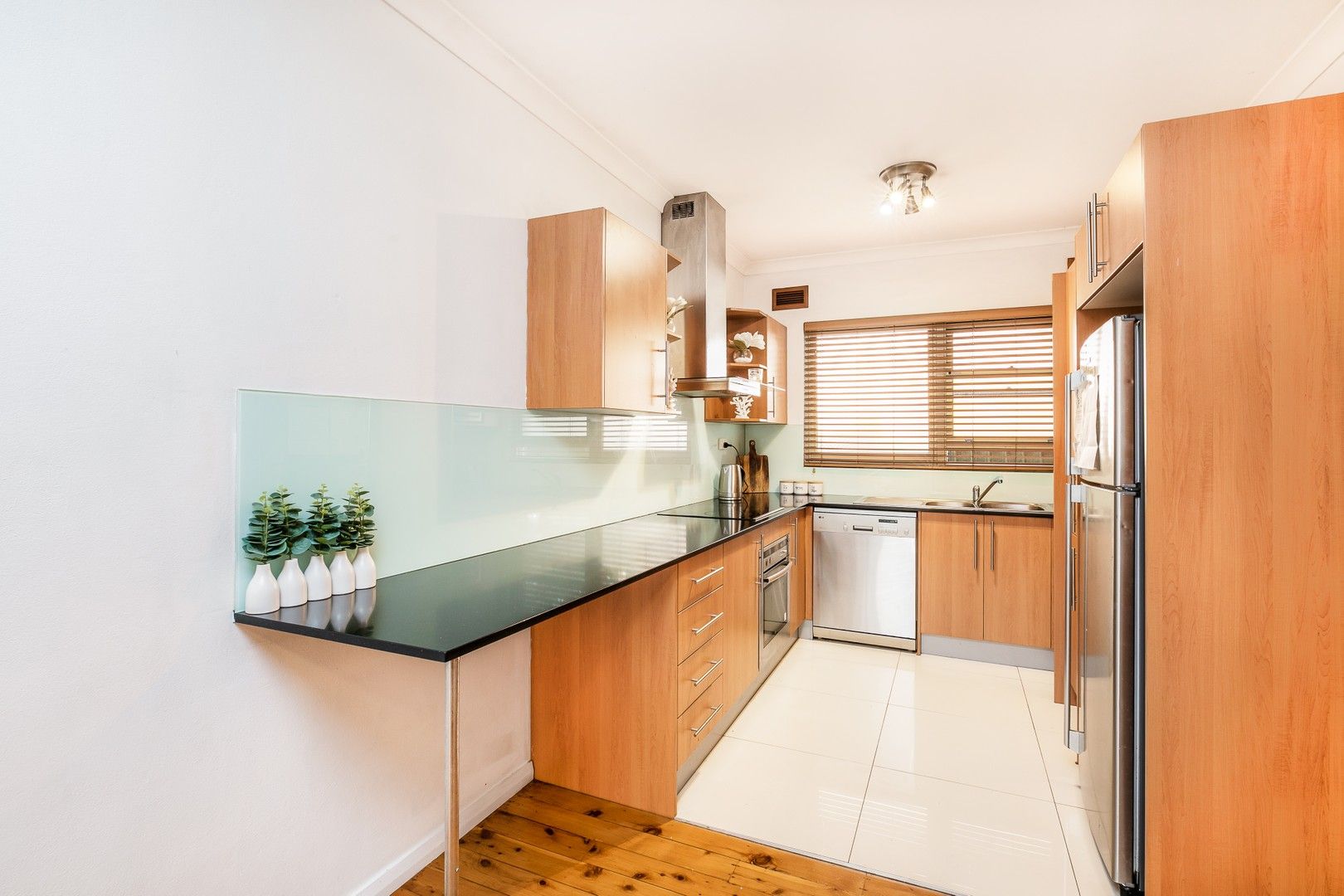 1 bedrooms Apartment / Unit / Flat in 4/13 Burke Road CRONULLA NSW, 2230