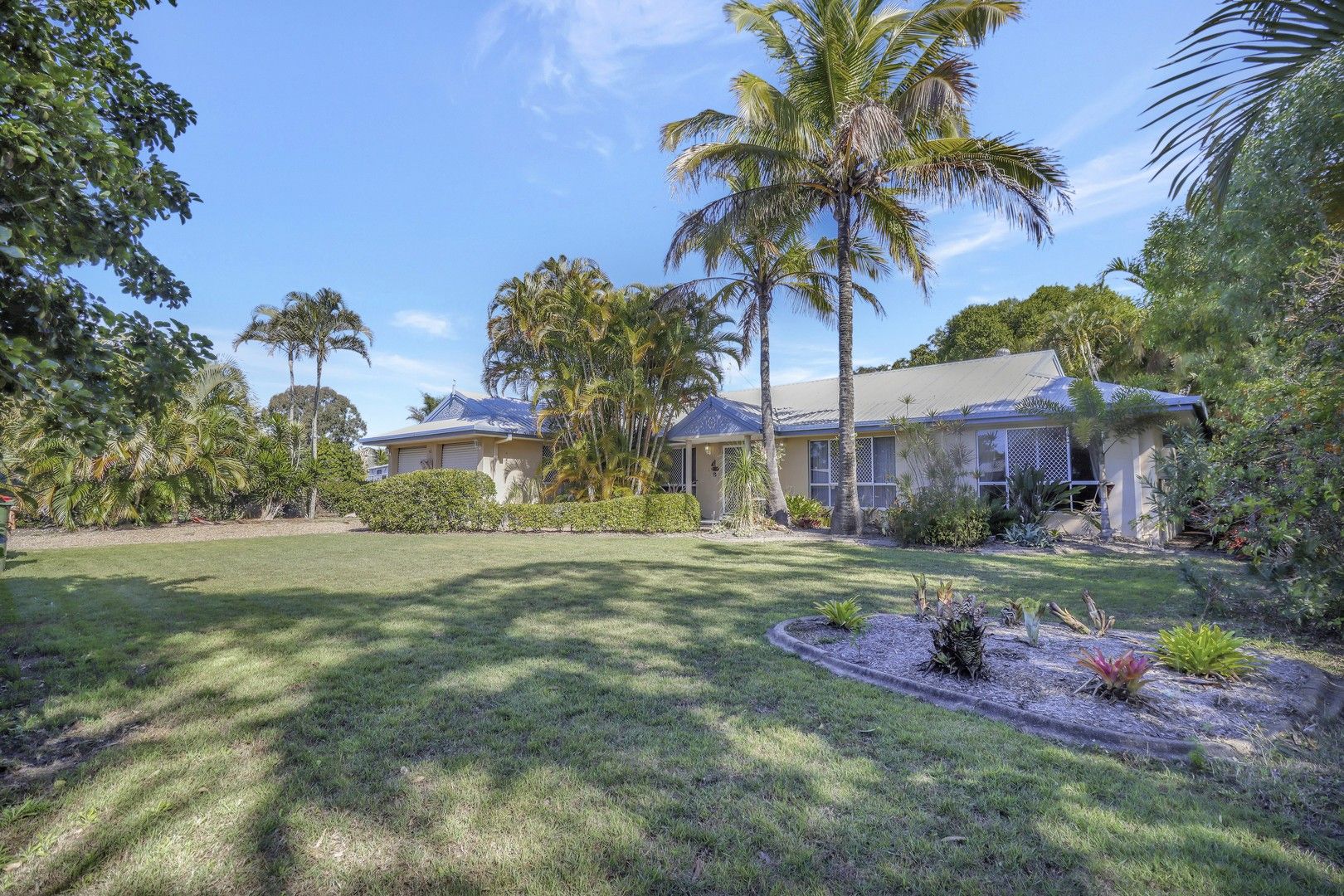 55 Ladbroke Crescent, Urangan QLD 4655, Image 0