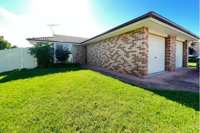 2 Bargo Close, Prestons NSW 2170