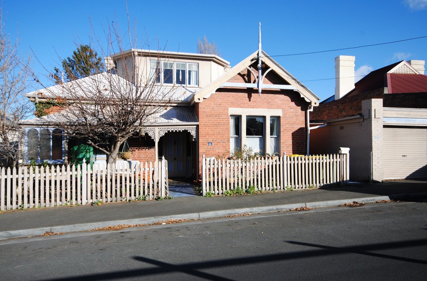 4 bedrooms House in A/44 St Georges Terrace BATTERY POINT TAS, 7004