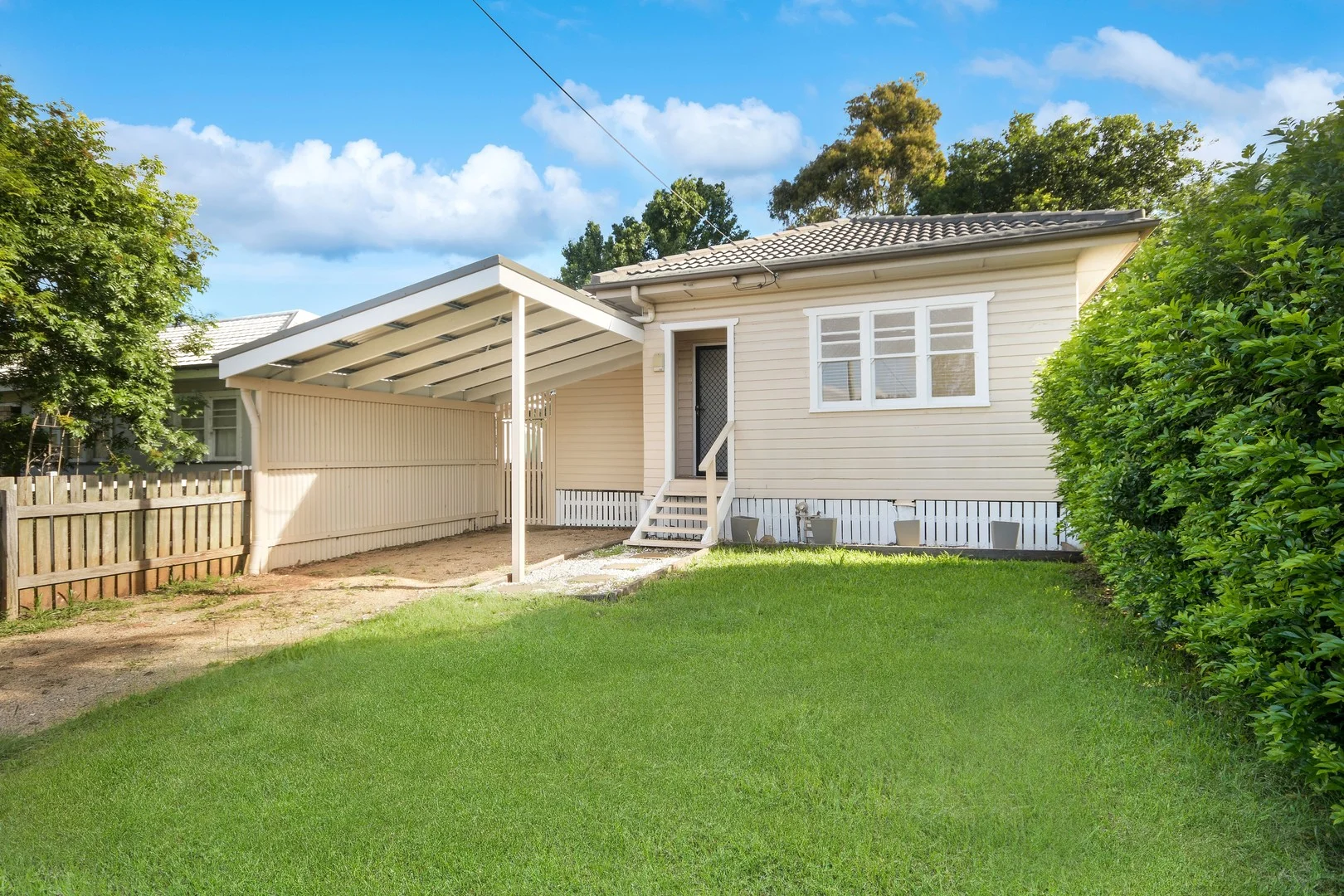 210a Campbell Street, Newtown QLD 4350