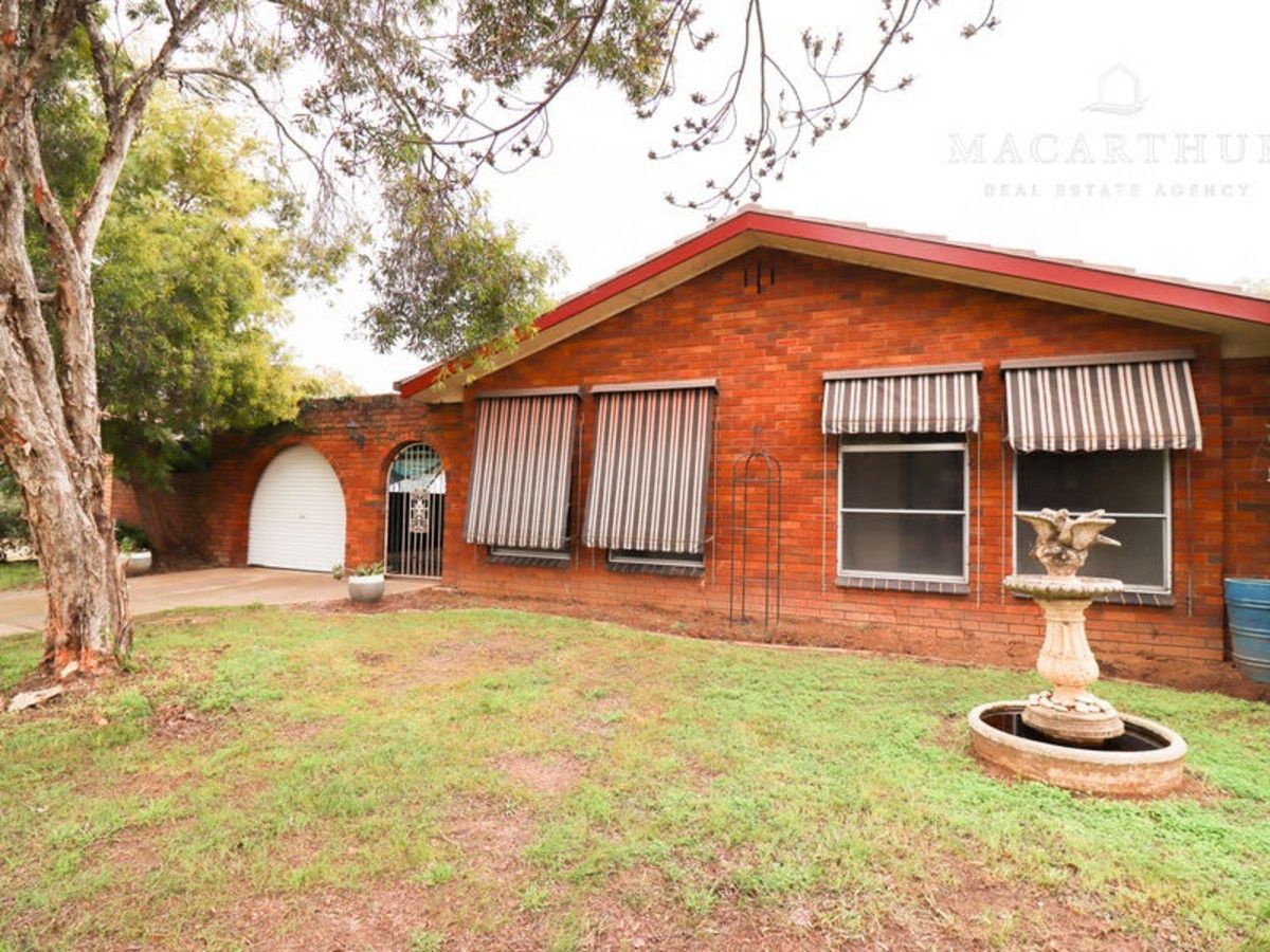 3 bedrooms House in 16 Pinaroo Drive GLENFIELD PARK NSW, 2650