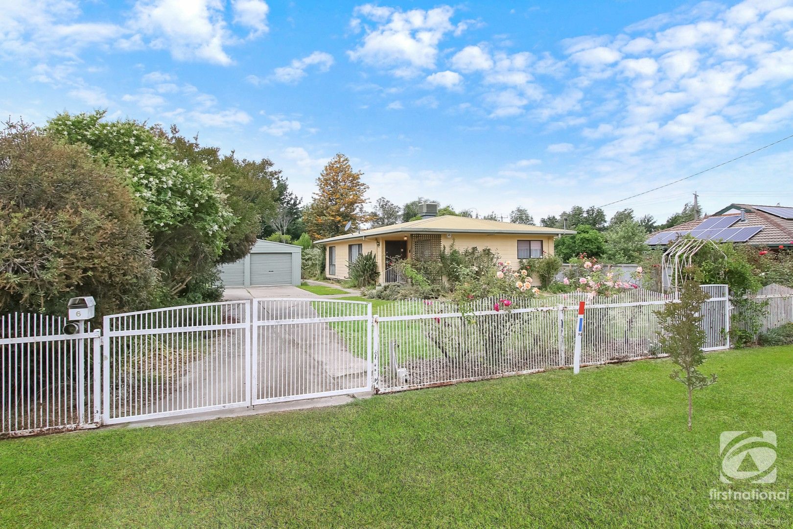 6 Park Street, Chiltern VIC 3683, Image 0