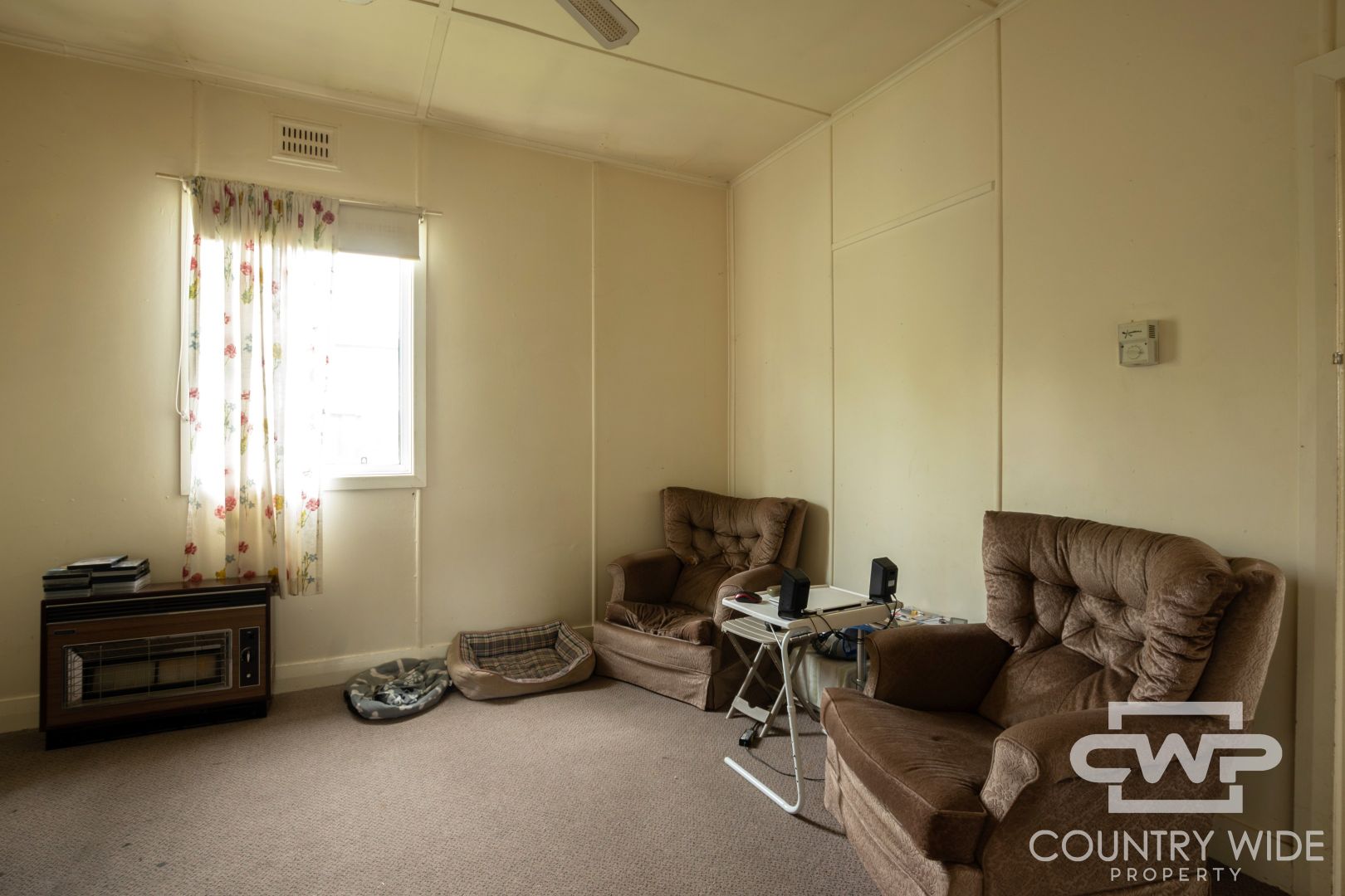 85 Wullamulla Street, Glen Innes NSW 2370, Image 2