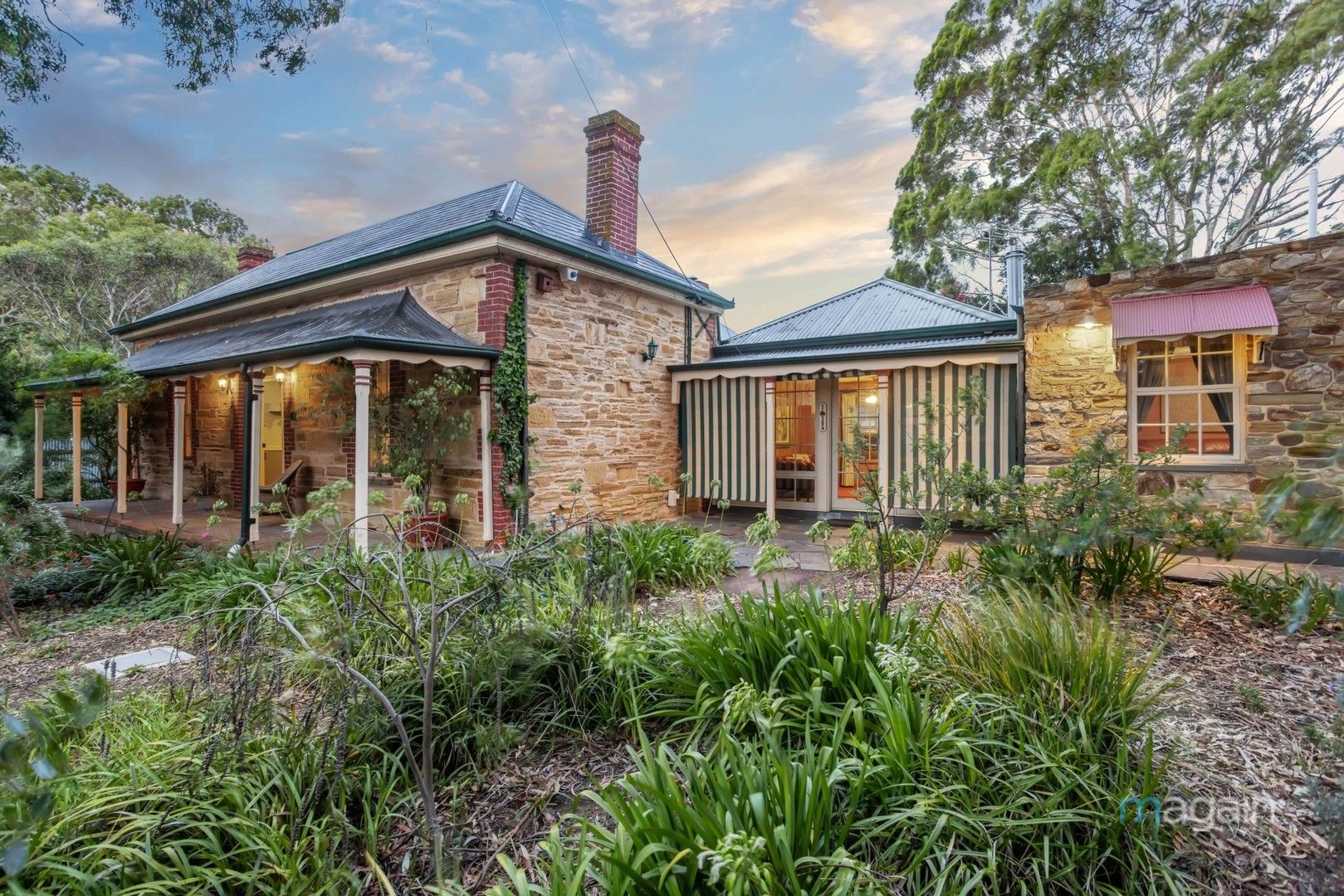4 bedrooms House in 9 St Andrews Terrace WILLUNGA SA, 5172