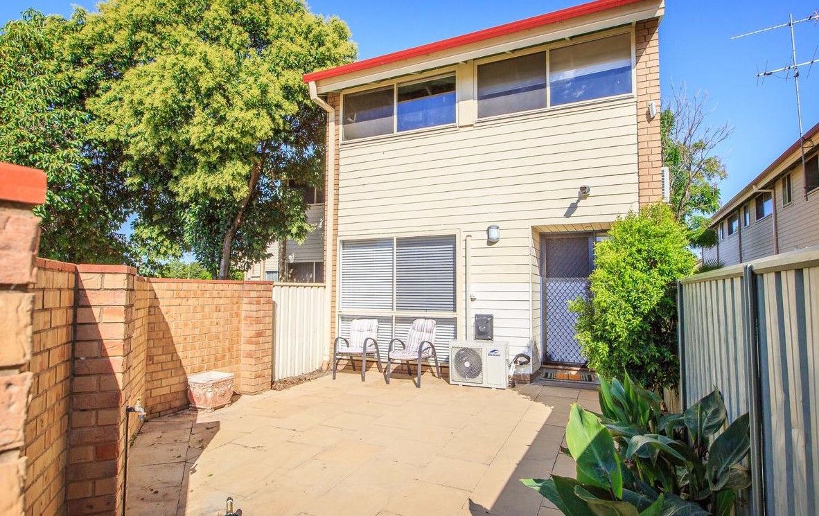 9/429 Griffith Road, Lavington NSW 2641, Image 0