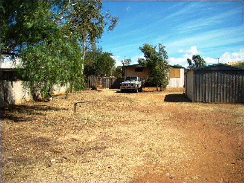 30 Burges Road, MULLEWA WA 6630, Image 0