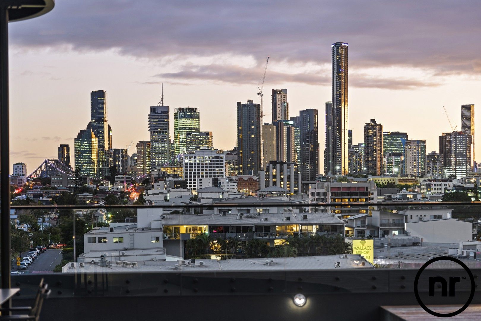 2 bedrooms Apartment / Unit / Flat in 206/31 Wyandra Street TENERIFFE QLD, 4005