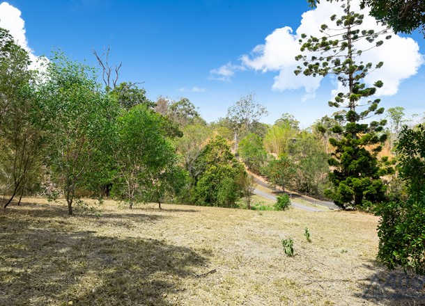 134 Airlie Road, Pullenvale QLD 4069