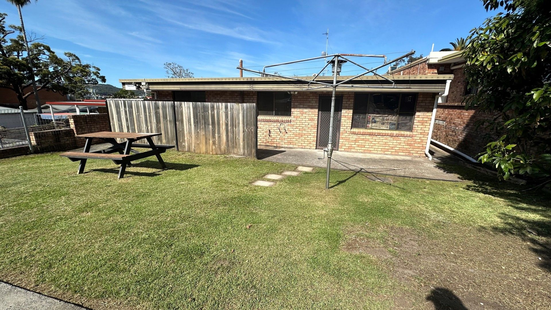 Flat 1/43 Brisbane Water Drive, Point Clare NSW 2250 - Apartment For ...