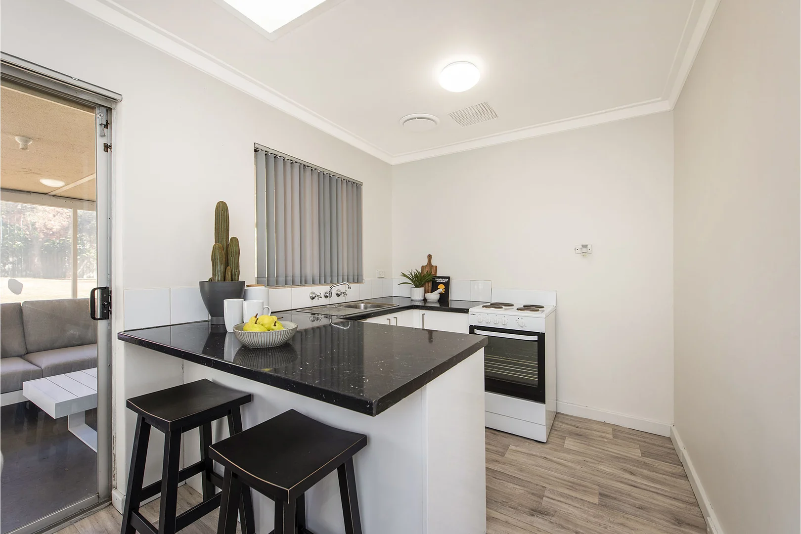 Additional image 18 of 10 Christmas Avenue, Orelia WA 6167