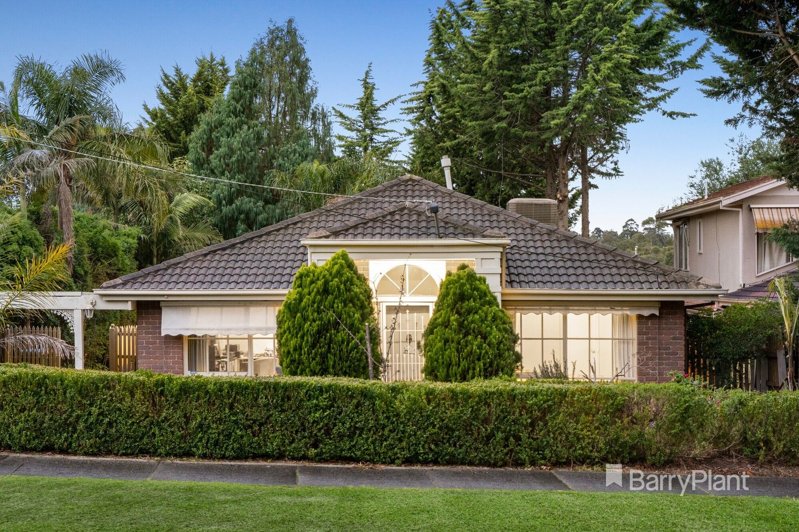 52 Settlers Hill Crescent, Croydon Hills VIC 3136, Image 0