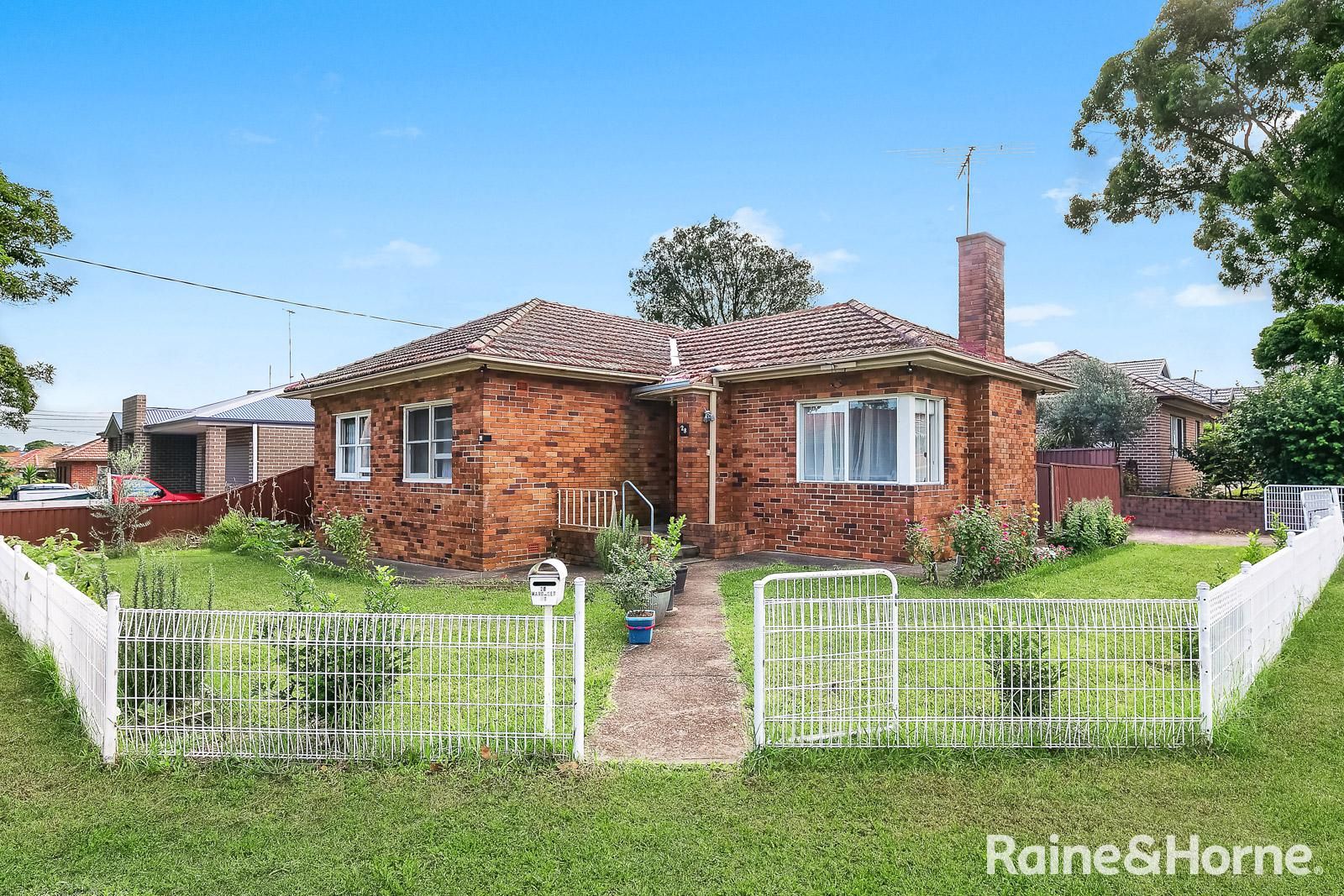 28 Margaret Street, Kingsgrove NSW 2208, Image 0