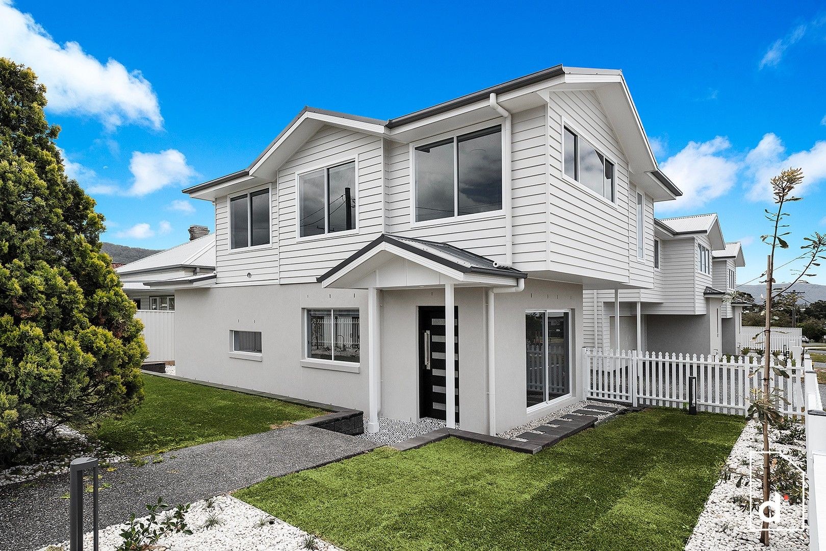 3 bedrooms House in 1/26 Hollebon Road BELLAMBI NSW, 2518