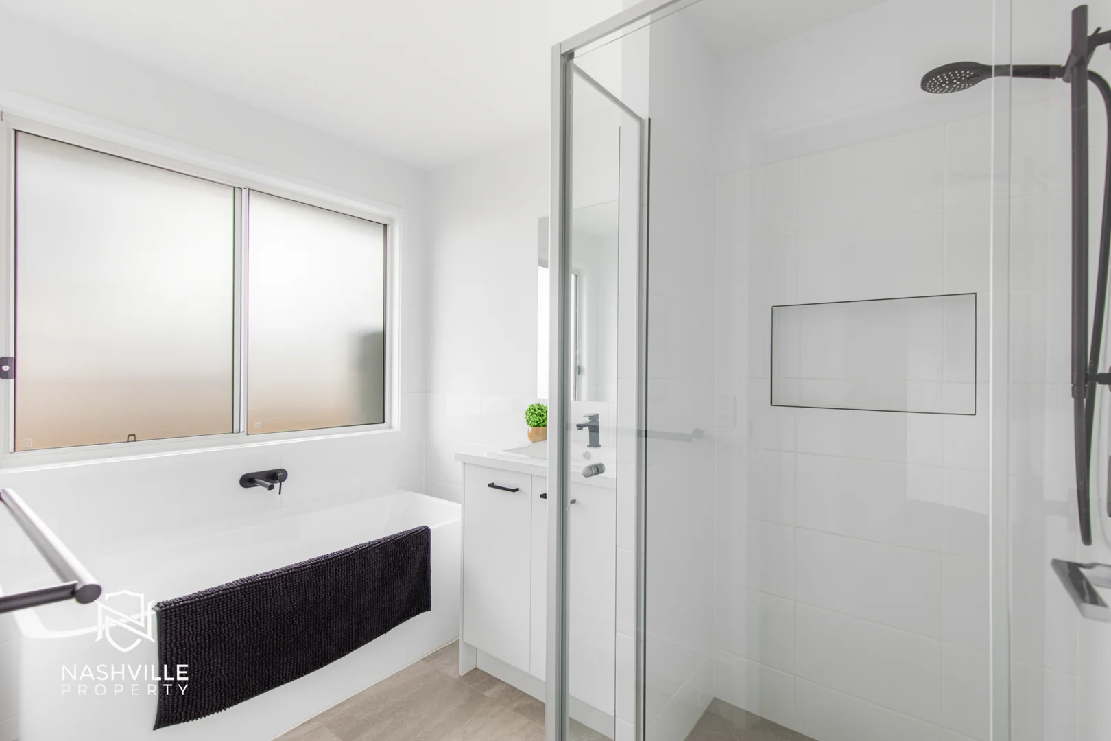 Additional image 10 of 24 Scenic Drive, Southside QLD 4570