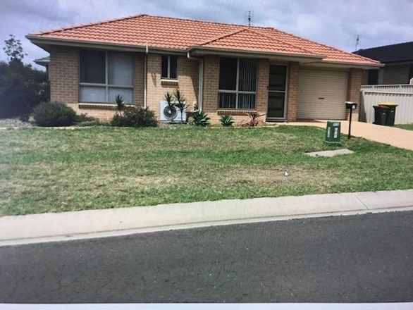 2 bedrooms Apartment / Unit / Flat in 56 Peppermint Dr WORRIGEE NSW, 2540