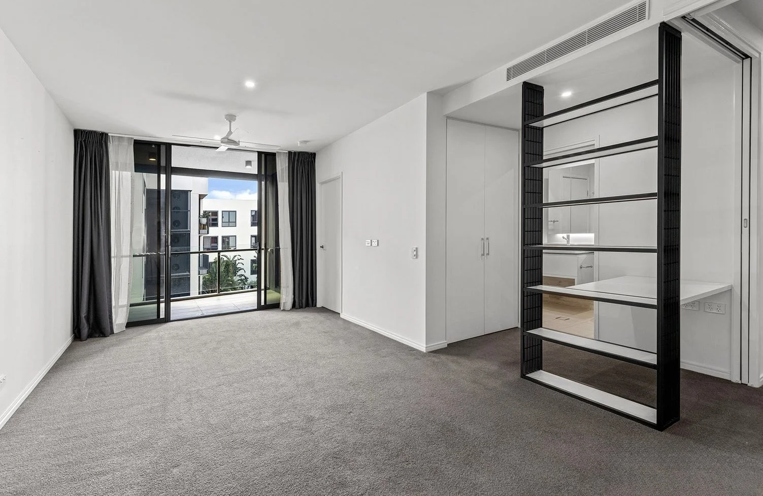 Additional image 4 of 303/18 Hubert Street, Woolloongabba QLD 4102