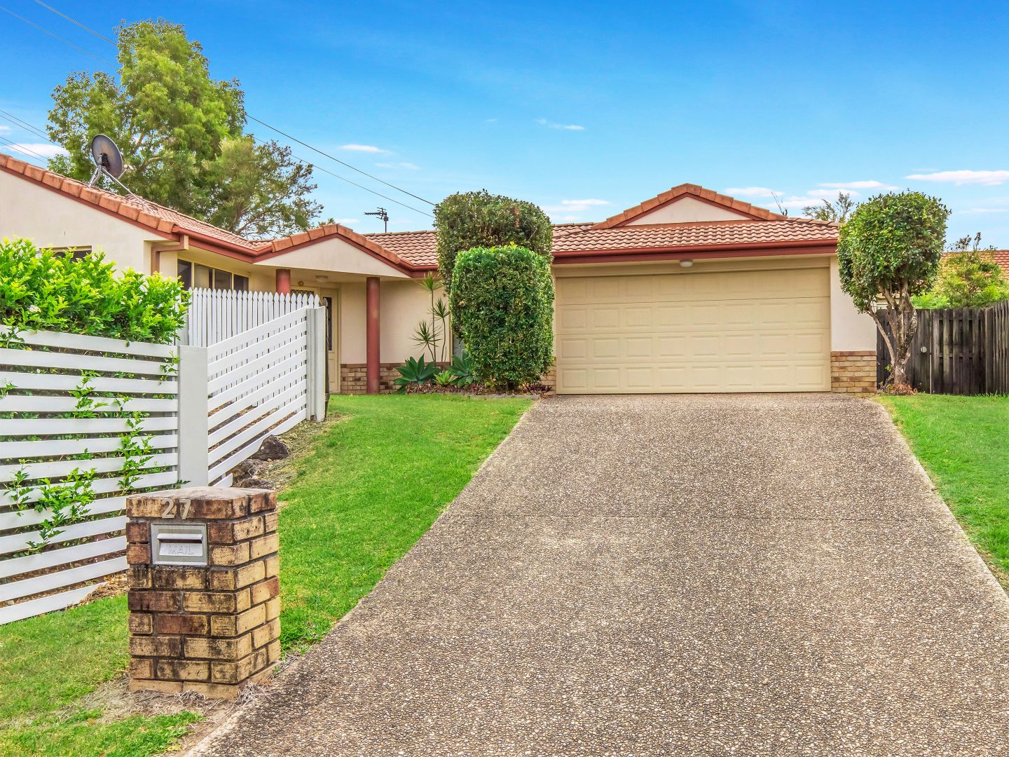 27 Red Ash Court, Merrimac QLD 4226, Image 1