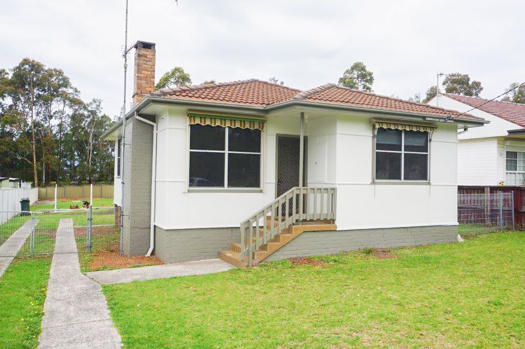 3 bedrooms House in 9 Eager Street CORRIMAL NSW, 2518