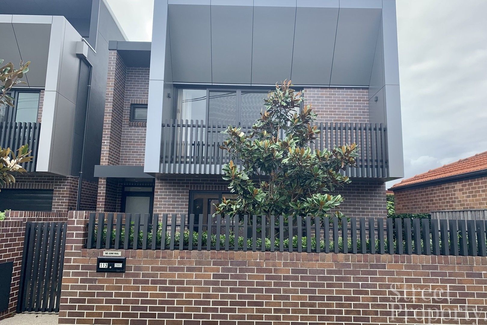 4 bedrooms House in 112 Corlette Street COOKS HILL NSW, 2300