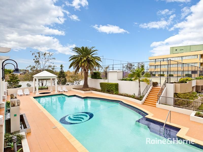 2 bedrooms Apartment / Unit / Flat in 79/5 Chasely Street AUCHENFLOWER QLD, 4066