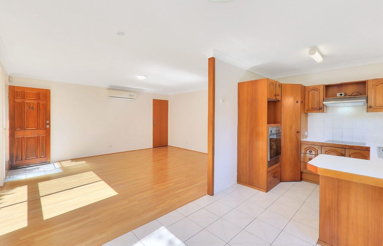 3 bedrooms Villa in 16/76 Condamine Street RUNCORN QLD, 4113