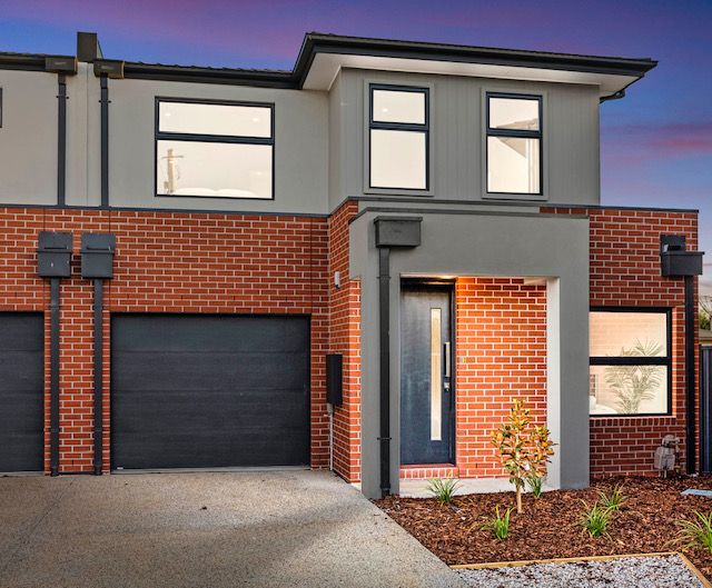 4 bedrooms Townhouse in 2/7 Daisy Court BRAYBROOK VIC, 3019