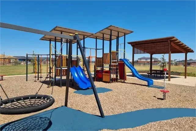 Image 4