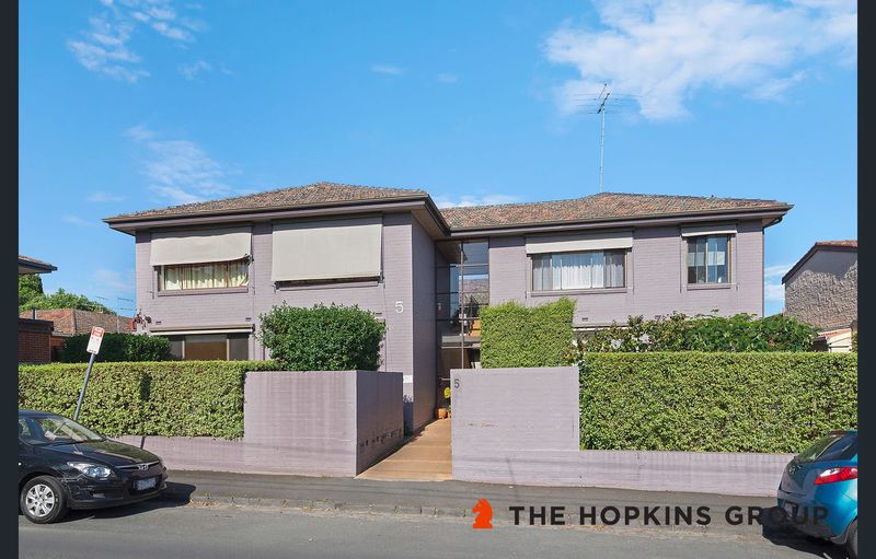 2 bedrooms Apartment / Unit / Flat in 1/5 Stanley Avenue HAWTHORN EAST VIC, 3123