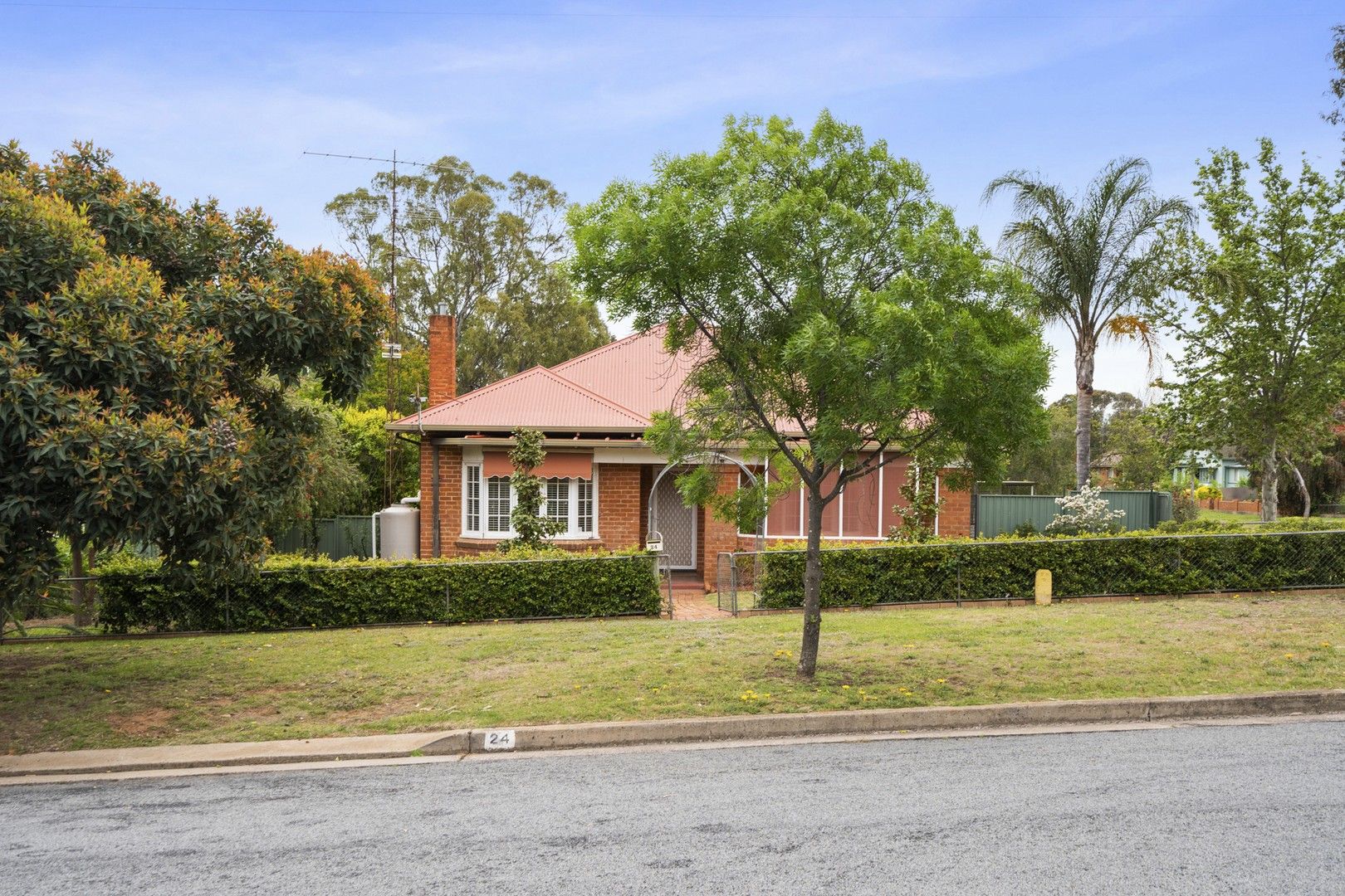 24 Roberts Street, Narrandera NSW 2700, Image 0