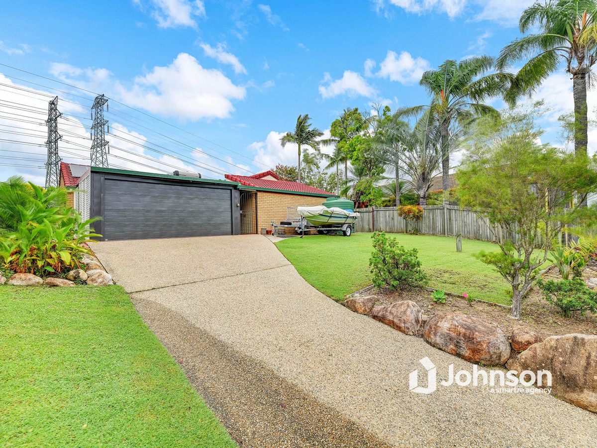 4 bedrooms House in 52 Lugano Street RIVERHILLS QLD, 4074